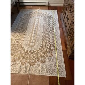 Unbranded Tablecloth  86x52 Gold Excellent Vintage Metallic Floral Lace